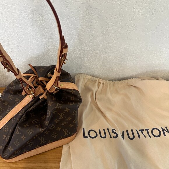 Louis Vuitton Petit Noe Monogram - Picture 1 of 11